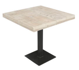 Assortiment Vierkante steigerhout tafels