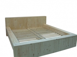 Tweepersoonsbed steigerhout blok bed (BLN)