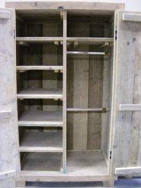 Kledingkast steigerhout met 6 schappen en 2 hang gedeeltes (KZ6)