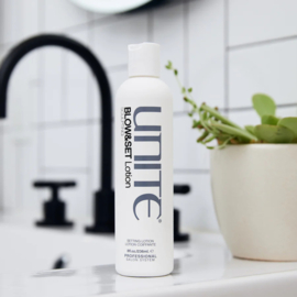 Unite - Blow & Set - Lotion - Sculpting
