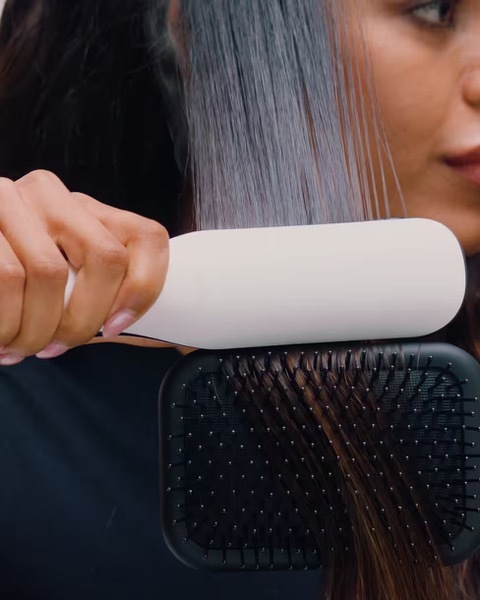 Glass Hair met de sleek talker styling oil