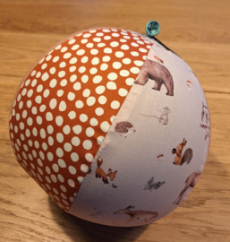 Ballonhoes bosdieren