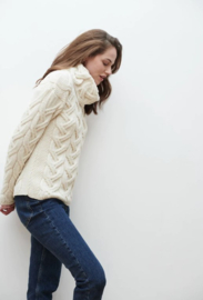 Aran Woollen Mills Trui Lonneke - Naturel