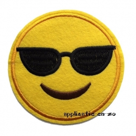 strijkapplicatie smiley zonnebril