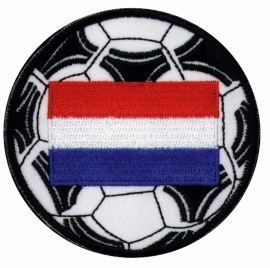 strijkapplicatie voetbal in Hollandse vlag