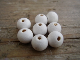 Kleine houten kraaltjes wit 8 mm per 10 stuks