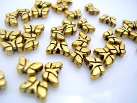 Kraal/Spacer: Lief klein vlindertje 8x5x3mm oudgoudkleur, per 10 stuks