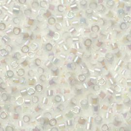 DB0202 Miyuki Delica 11/0 White Pearl AB, per 1 gram