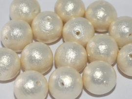 Miyuki Cotton Pearl  Rich Cream 8mm, per 5 stuks