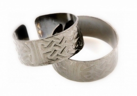 Ring cuff gunmetal ook voor beadembroidery19x8mm per 100 stuks