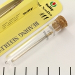 TBN-003e Tulip rijgnaald/beading needle #11 lang 0,41x48,5mm, per set van 4