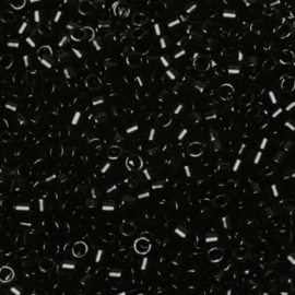 DB0010 Miyuki Delica 11/0 Opaque Black, per 1 gram