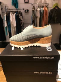 Crinkles geperforeerd sneakers sky blue suede