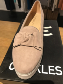 Crinkles  beige loafers