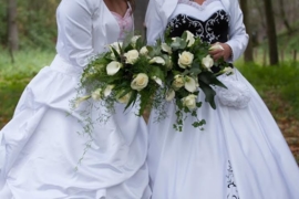 Huwelijk Tamara en Anneke met hun mannen 2