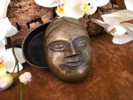 Oude bronzen facebox uit India