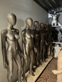 Damesfiguur gebruikt T+T010-02