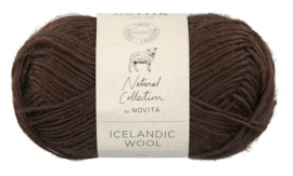 Icelandic wool 696 tree trunk