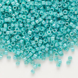 11/0166 opaque rainbow turquoise green 5gr