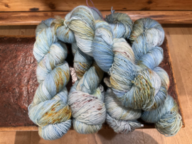Tesoro 016 single-ply