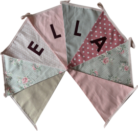 Vlaggetjes met naam: ontwerp Ella beige bloemetjes