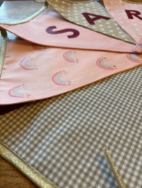 Vlaggetjes met naam: ontwerp Sara Goud