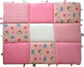 Boxkleed / Speelkleed: Ornamentjes Roze