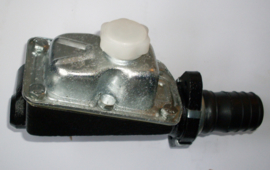 Gereviseerde tandem hoofdremcilinder met schuin reservoir bouwjaar 1965 t/m 1968