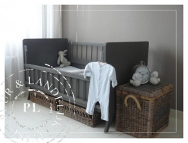 Landelijk brocant ledikantje `Dreams` in Riviera Taupe *Verkocht*