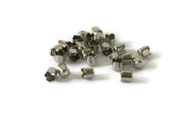 140 - METALEN KAPJES PLATINUM / 6,5 X 8MM