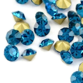 CRYSTAL RHINESTONE BLAUW / 4MM