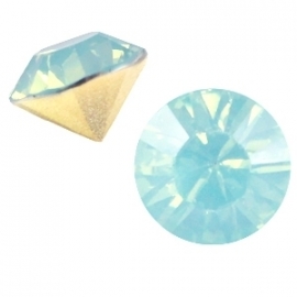 SS39 - PUNTSTEEN "LIGHT GREEN TURQUOISE OPAL" / 8MM