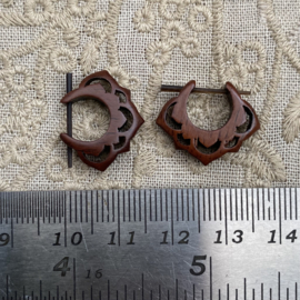 Houten oorbellen, donkerbruin