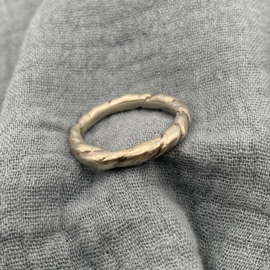 Silvarum - zilveren ring voor mannen