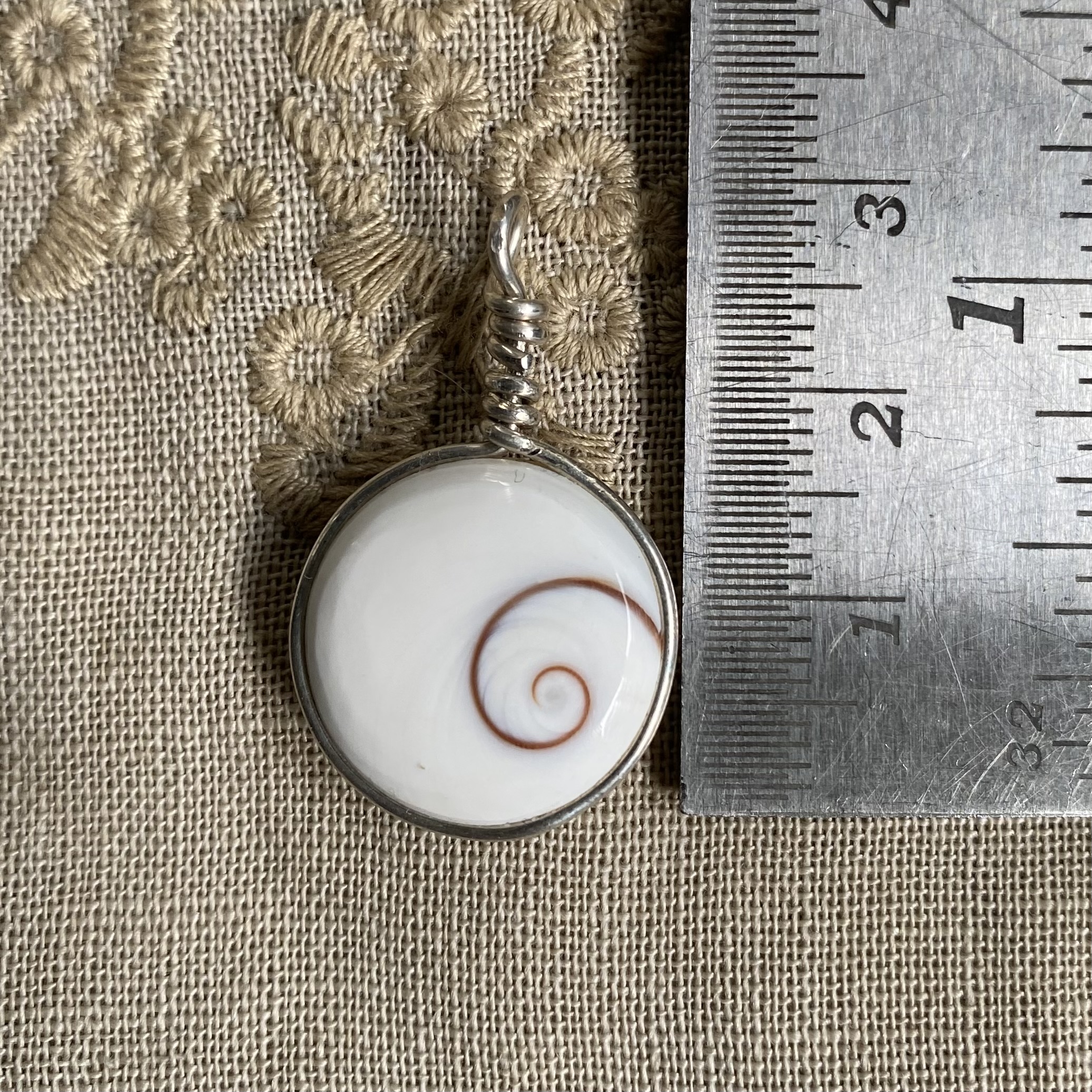 'Shiva eye' schelp hanger