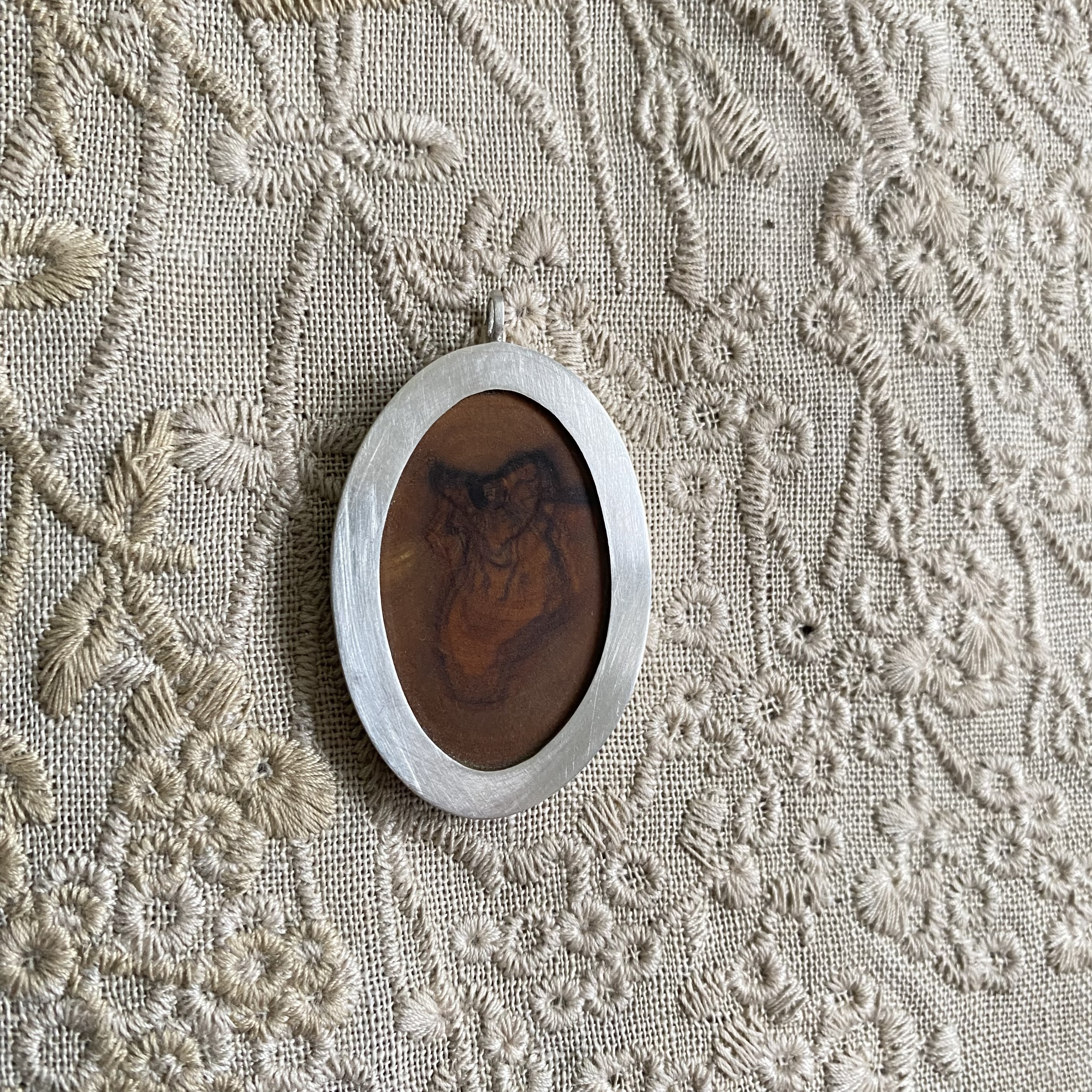 Olijfhout in zilver
