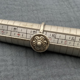 Nodus - knopen ring van zilver
