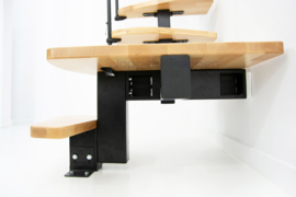 Quatro ruimtebesparende bordestrap