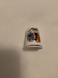 Vingerhoed porcelein opdruk Brugge Belgique 2,8cm hoog inscriptie Fine Bone China