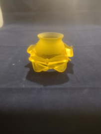 Origineel Vianne rozen glazen kapje geel satine E27 gr-5,5 handgemaakt nr 2237 57G