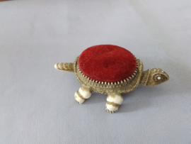 Speldenkussen schildpad met beweegbare kop ann0 1950.