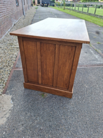 Eiken Bureau 1960-1970 originele knoppen beslag en sleutel extra plexiglas blad nr B20246