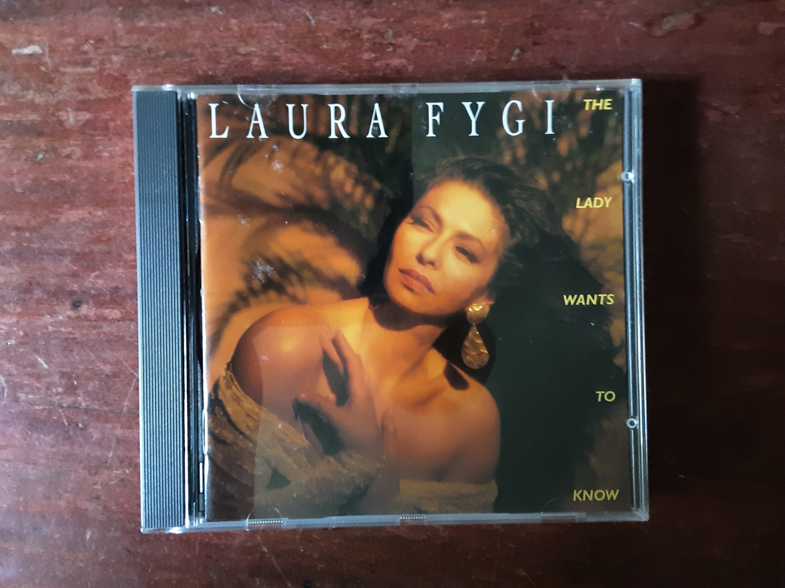 Laura afygi met The lady wants to know 1994 CD nr CD2024344