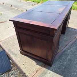 Oud teak houten bureau koloniale stijl met bruin leren blad nr B202643