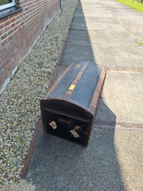 Antieke reiskoffer of travelcase eiken houten banden metalen hoekversteviging nr 202410