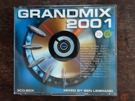 Mixed by Ben Liebrand met Grandmix 2001 2002 CD nr CD202458