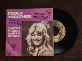 Maggie MacNeal met Fools together 1977 Single nr S20245803