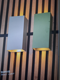 Wandlamp serie David zwart goudkleur met 2x GU10 fitting h24,3cm nr 05-WL1330-01