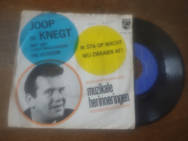 Joop de Knegt met het luchtmacht koor Hilversum met Ik sta op wacht 1965 Single nr S20221983