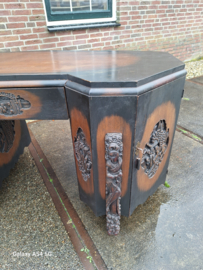 Antiek bureau afkomstig uit Manilla omstreeks 1900 houtsnijwerk rondom nr B202512